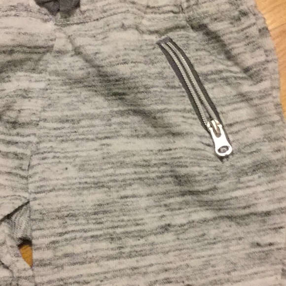 Set - Picture 5 of 5